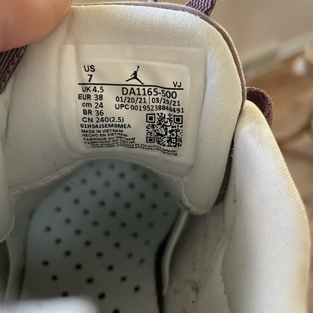 Jordan Air NFH Sneakers - Picture 8 of 10